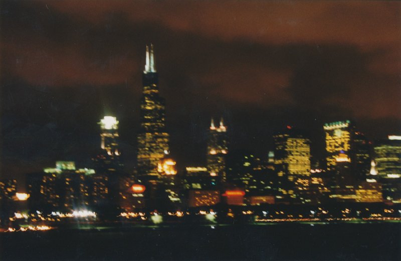 031-Chicago Skyline at night.jpg
